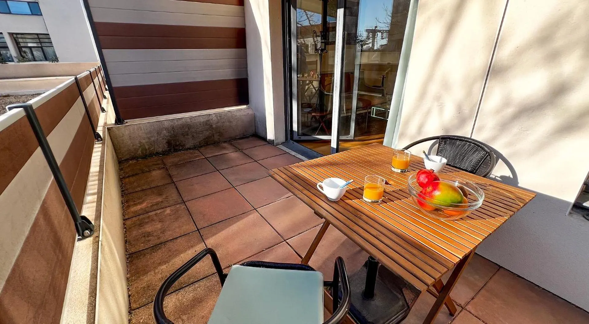 Ac - Central Station - Appart' Hotel Avignon France
