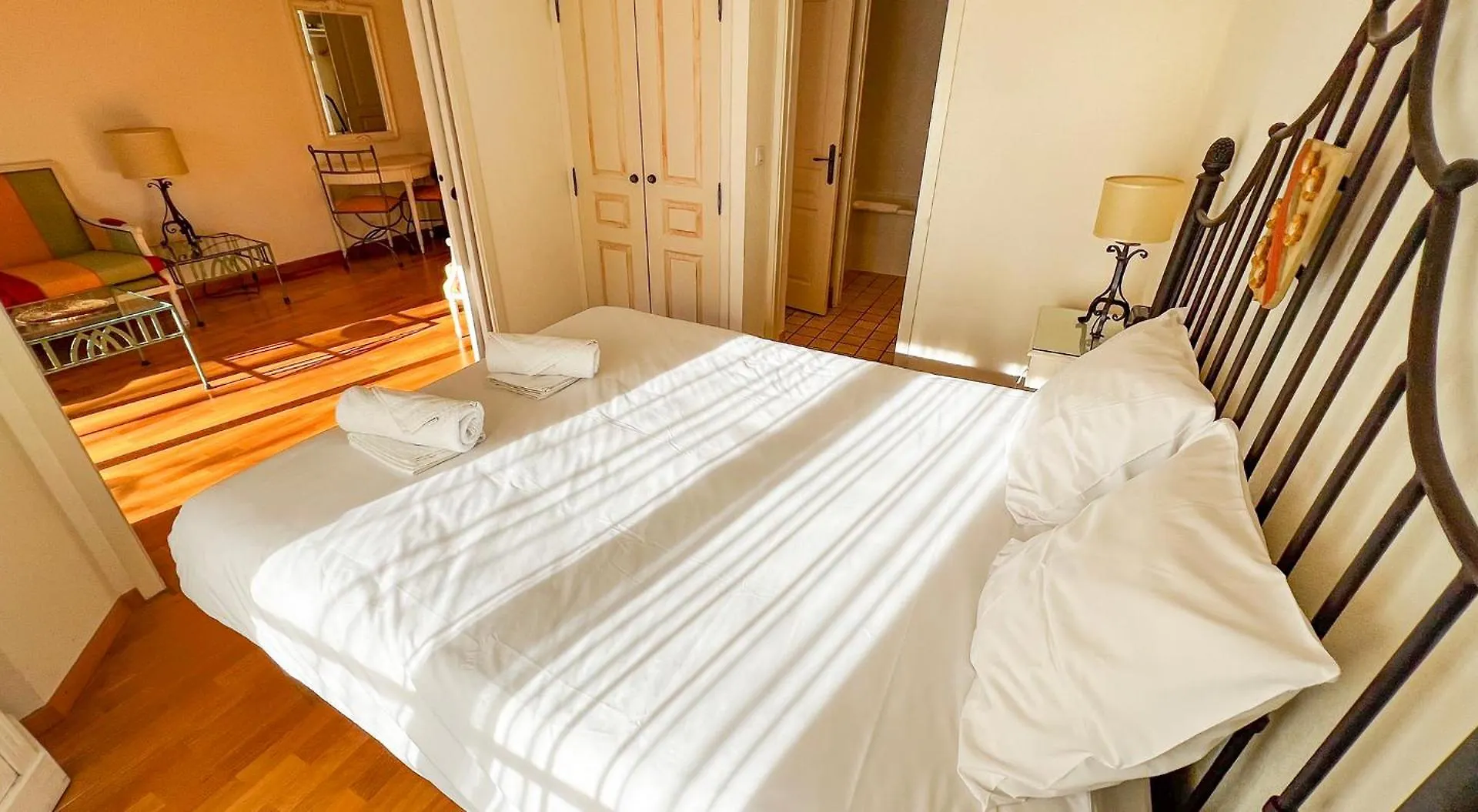 Ac - Central Station - Appart' Hotel Avignon 0*,